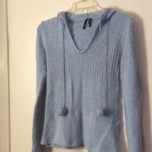 Juniors hooded sweater